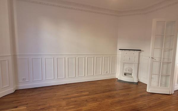 Appartement à louer    4 pièces • 73,40 m2 Paris 15