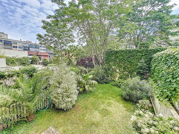 Appartement Suresnes 2 pièce(s) 51 m2