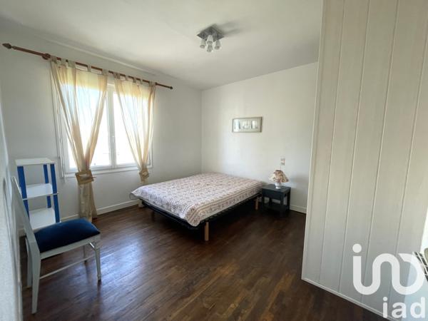 Building for sale 181 m² Saint-Brieuc