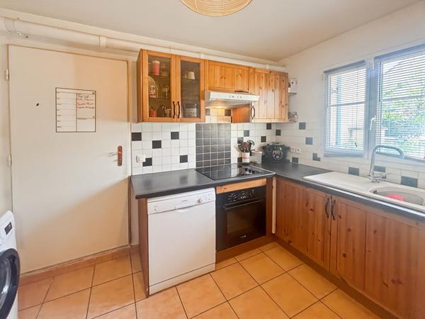 Maison Savigny Le Temple bourg