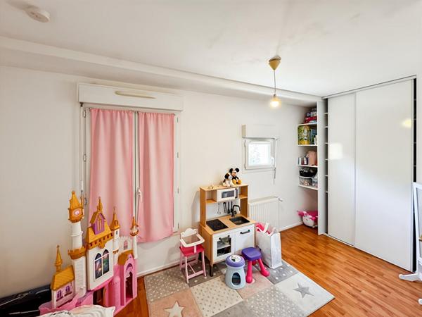 Maison Savigny Le Temple bourg