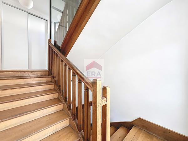 Maison Suresnes Raguidelles 250 M2