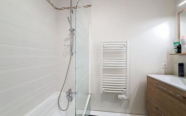 Maison à vendre    6 pièces • 160 m2 Voisins-le-Bretonneux