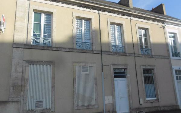 Appartement à louer    3 pièces •  Mamers