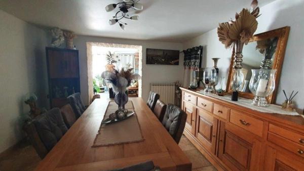 Maison à vendre 6 pièces TREBES (11) 135m2 habitable, 3 chambres sur Terrain environ 3000m2, piscine et dependances