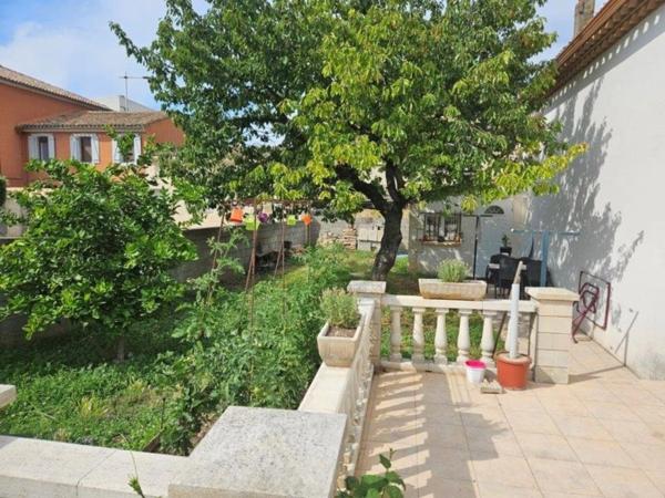 Maison à vendre 6 pièces TREBES (11) 135m2 habitable, 3 chambres sur Terrain environ 3000m2, piscine et dependances