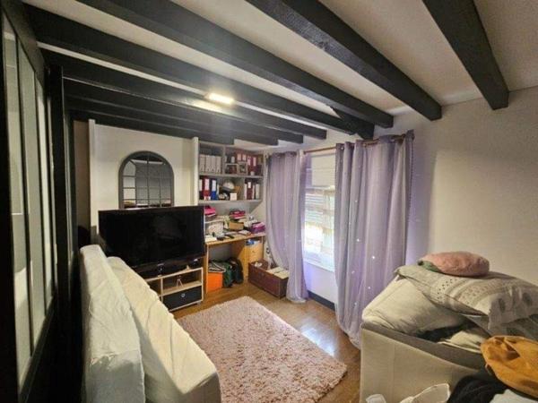 Maison à vendre 6 pièces TREBES (11) 135m2 habitable, 3 chambres sur Terrain environ 3000m2, piscine et dependances