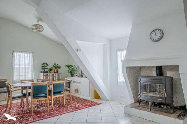 Maison à vendre |  Ambarès-et-Lagrave |  4 pièces | 131 m²