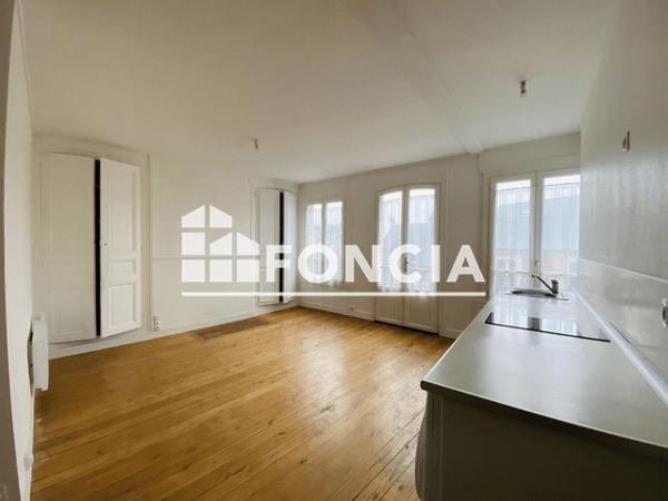 Location Appartement 2 pièces 41.11 m² - 12 RUE NOTRE DAME Honfleur 14600
