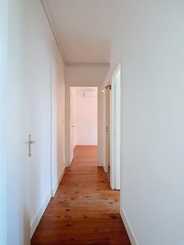 A louer BILLERE en limite de PAU (face au parc du Château) Appartement  T2 bis rénové  de 52,65 m² avec climatisation réversible et garage