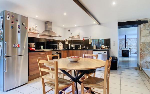 Maison à vendre    4 pièces •  Tourtoirac