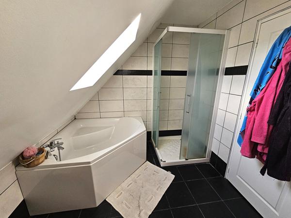 Maison 7 pièces 219.57 m2