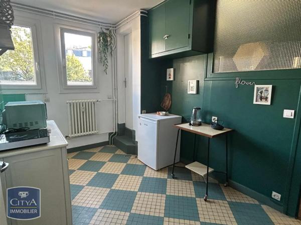 Appartement à louer 2 pièces 49.56m² Le Mans (72000)