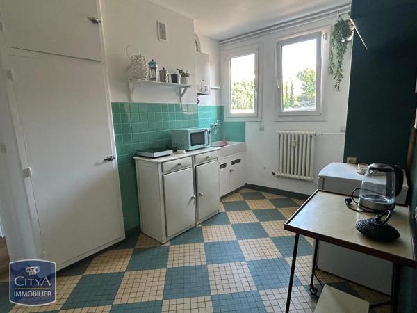 Appartement à louer 2 pièces 49.56m² Le Mans (72000)