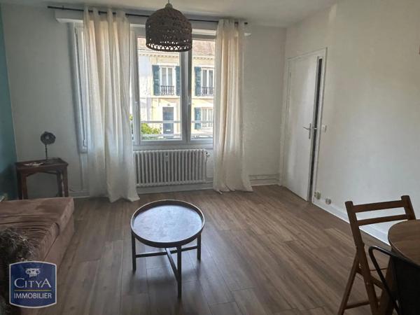 Appartement à louer 2 pièces 49.56m² Le Mans (72000)