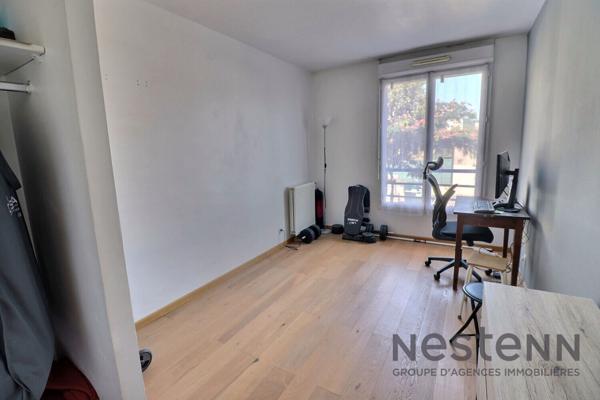 Appartement 4 pièce(s) à NEUILLY SUR MARNE