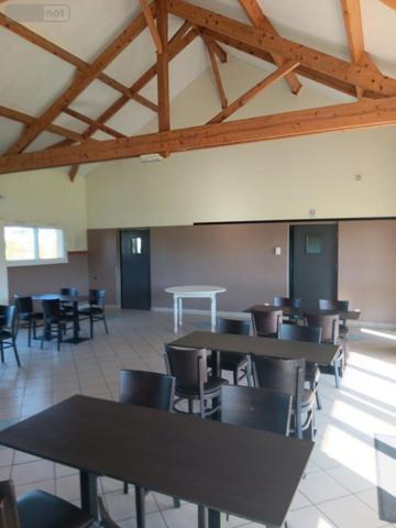 Immeuble à vendre à Marigné-Laillé dans la Sarthe (72220), ref : VI146-72010