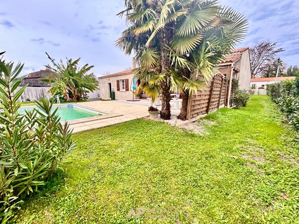 Exclusivité Agence Principale Maison plain-pied à 20min de La Rochelle €270 000 ** - Référence FB658ED