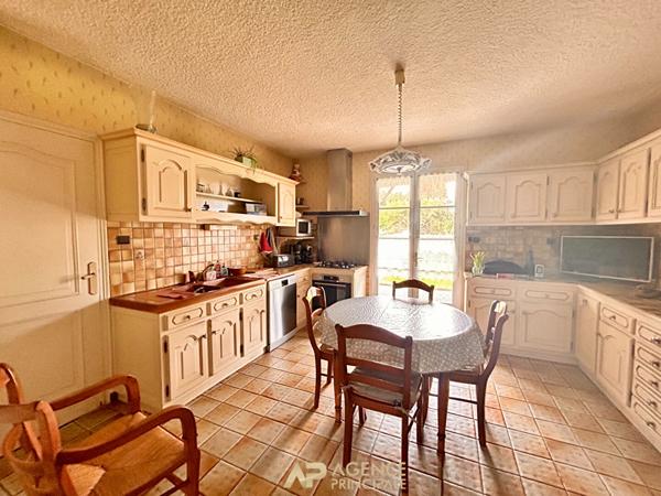 Exclusivité Agence Principale Maison plain-pied à 20min de La Rochelle €270 000 ** - Référence FB658ED