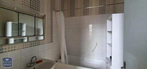 Appartement à louer 3 pièces 92.23m² Riom (63200)