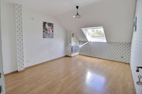 Maison Vernouillet 7 pièce(s) 165 m2 €525 000 ** - Référence 1659