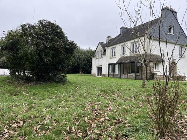 Maison à vendre |  Scaër |  9 pièces | 213 m²