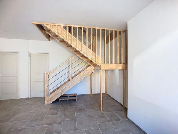 BELLE MAISON ENTIÈREMENT RÉNOVÉE - SPADA Saint-mihiel