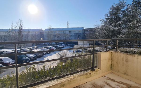 Appartement à vendre    2 pièces • 43,80 m2 Évry