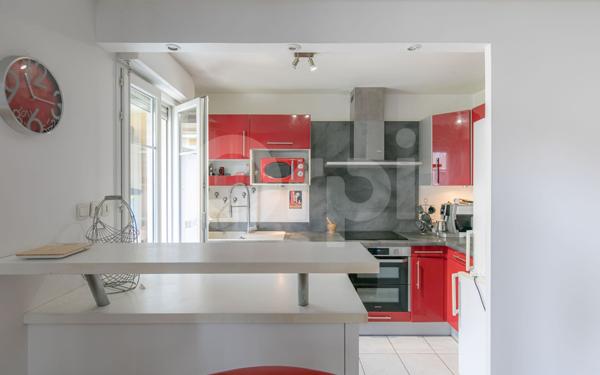 Appartement à vendre    5 pièces • 98,30 m2 Émerainville