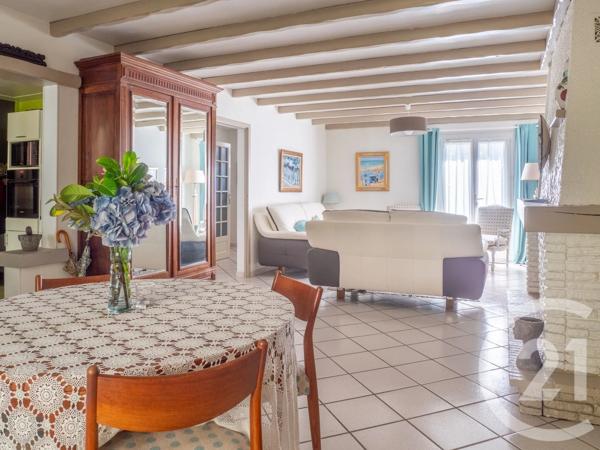 Maison à vendre  4 pièces - 119,63 m 2   CHATEAU D OLONNE  - 85