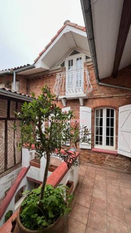 Maison à vendre 5 pièces de 253 m²