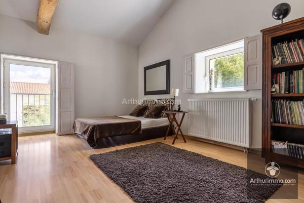 Vente Propriété 13 pièces 425 m2 à Cleppé