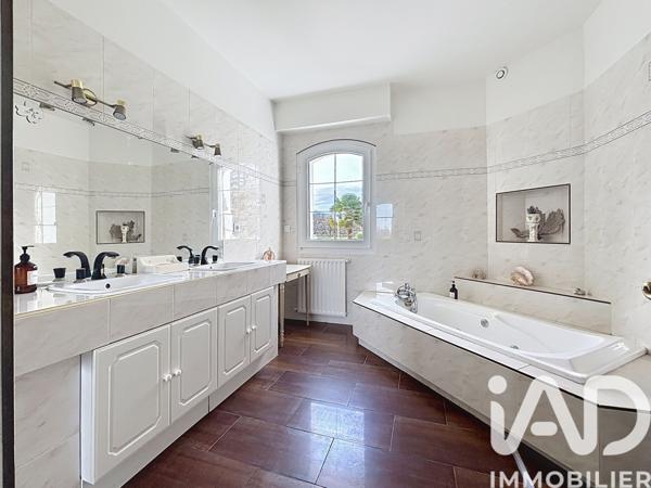 Maison à vendre 8 pièces 328 m² Héric