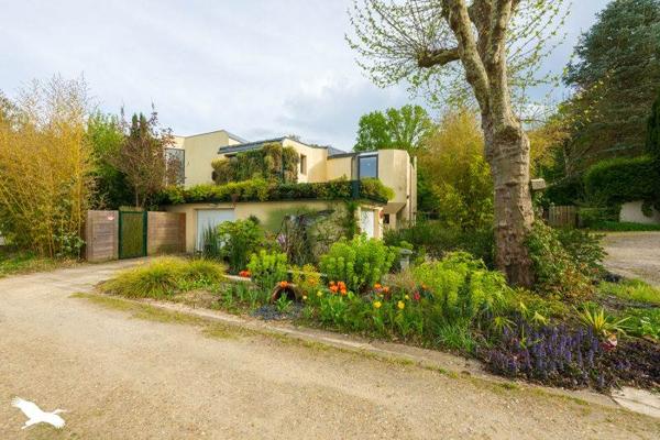 Maison à vendre |  Jouars-Pontchartrain |  8 pièces | 257 m²