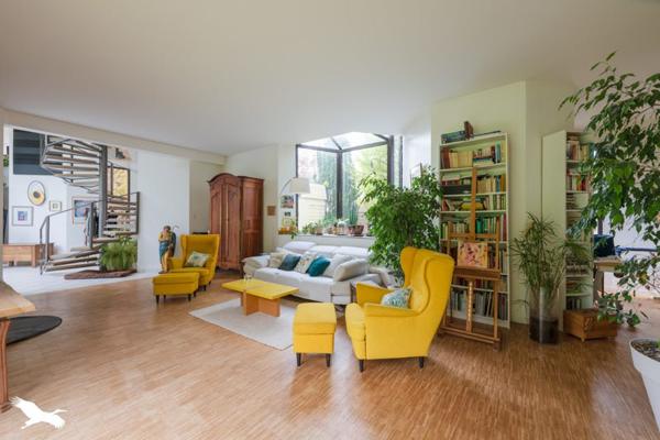 Maison à vendre |  Jouars-Pontchartrain |  8 pièces | 257 m²