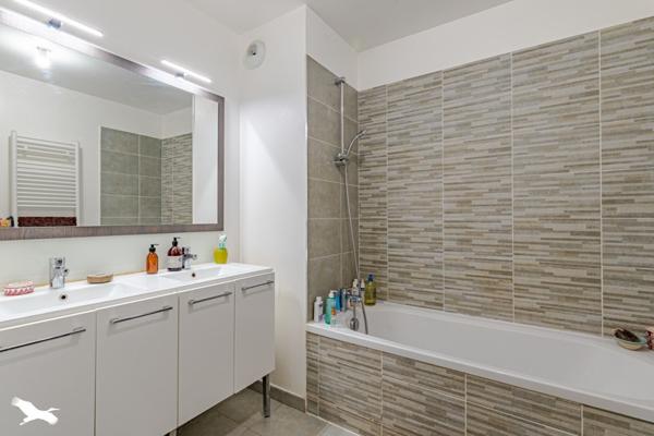 Appartement à vendre 314 160 € Bordeaux 4 p 80 m² DPE B