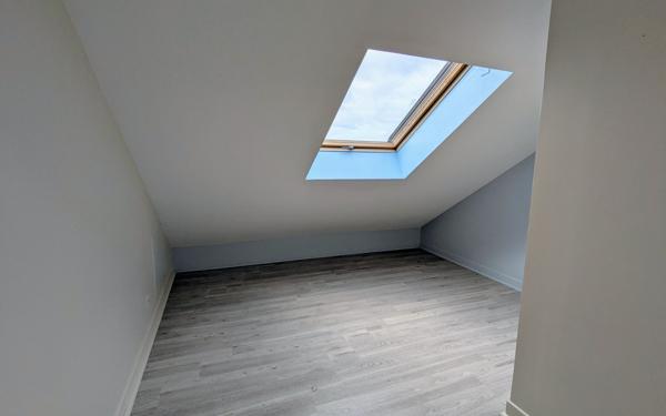 Maison à vendre    4 pièces • 105,06 m2 Saint-Jean-de-la-Ruelle