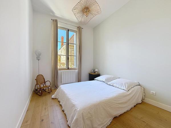 Appartement luminieux aux prestations soignées de 89 m2 - secteur JARDIN PUBLIC