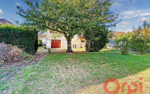 Maison à vendre    3 pièces • 80 m2 Saint-Amand-Montrond