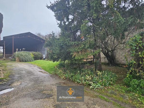 Vente Maison 4 pièces 163 m2 à Saint-Hilaire-la-Palud