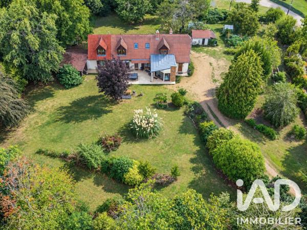 Maison à vendre 8 pièces 205 m² Changé