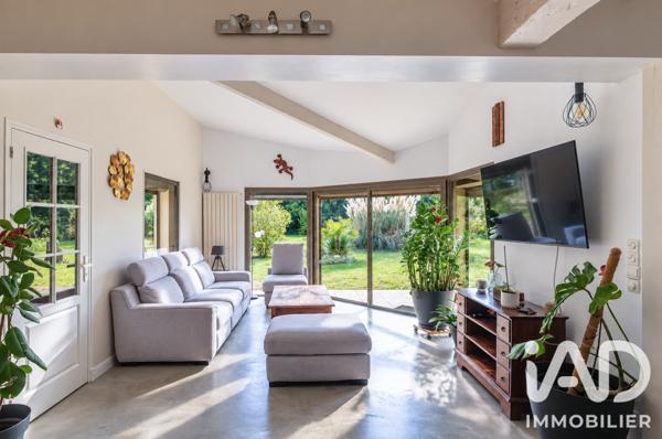 Maison à vendre 8 pièces 205 m² Changé