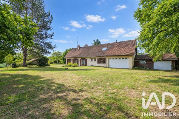 Maison à vendre 8 pièces 205 m² Changé