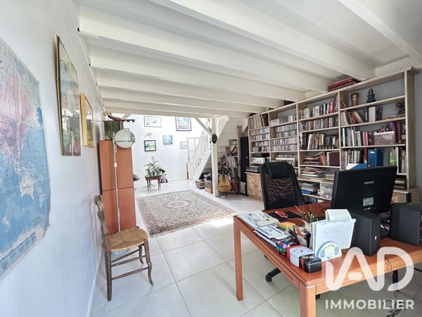 Maison à vendre 11 pièces 305 m² Saint-Julien-l'Ars