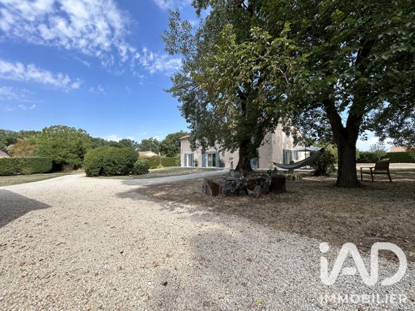 Maison à vendre 11 pièces 305 m² Saint-Julien-l'Ars