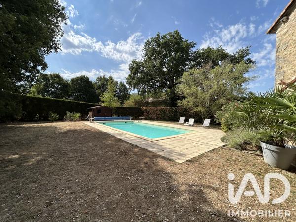 Maison à vendre 11 pièces 305 m² Saint-Julien-l'Ars