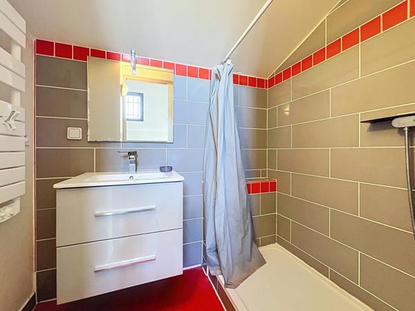 Auzeville-Tolosane - Villa 205 m²  - 8 pièces