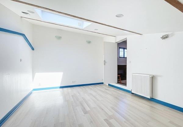 Auzeville-Tolosane - Villa 205 m²  - 8 pièces