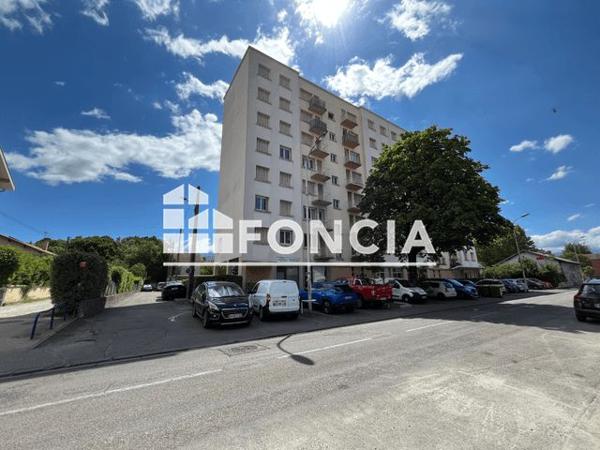 Location Parking - 59 AVENUE JULES VALLES Saint Martin D Heres 38400