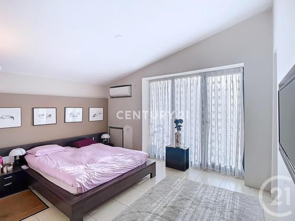 Maison à vendre  7 pièces - 350 m2 AUBAGNE - 13